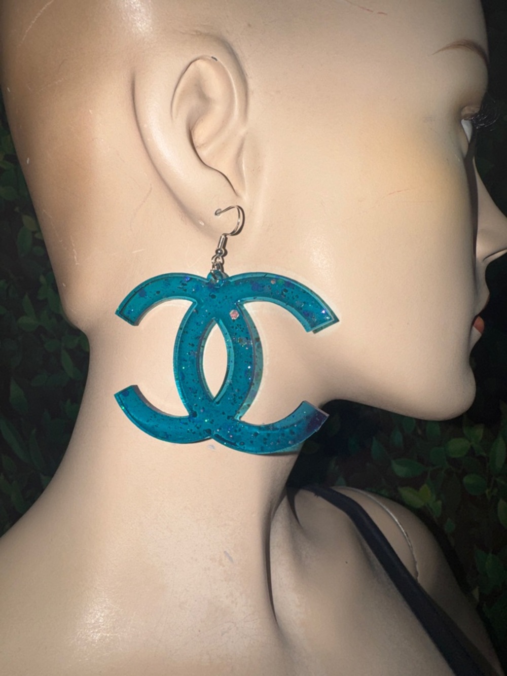 Streetwear Sparkle CC Fashion Dangle Earrings - Picture 6 of 12